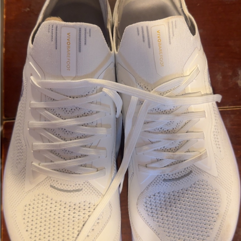 Vivo barefoot White Athletic Shoes